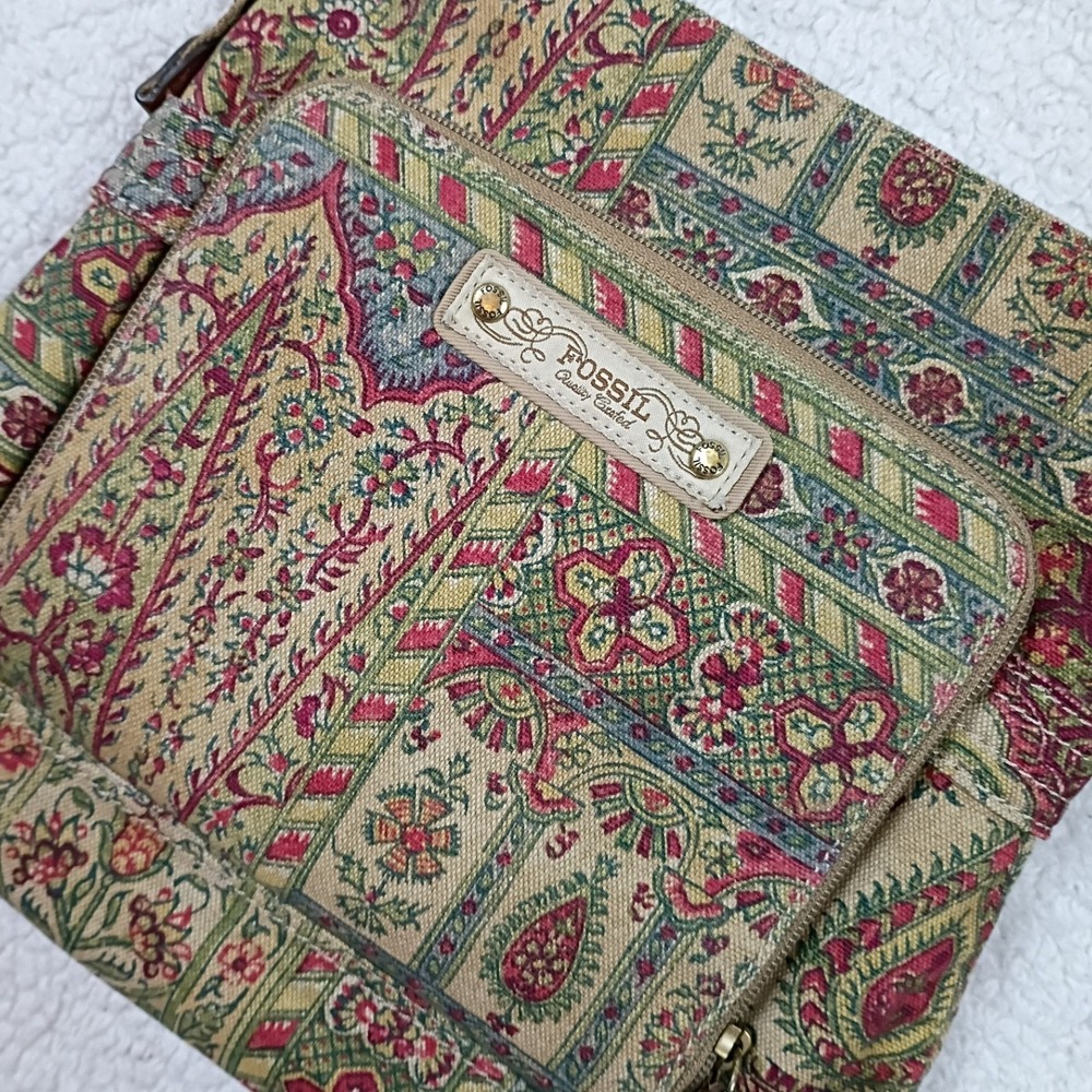 Fossil Crossbody Bag Womens Small Multicolor Floral Paisley Tapestry Canvas - Picture 2 of 8